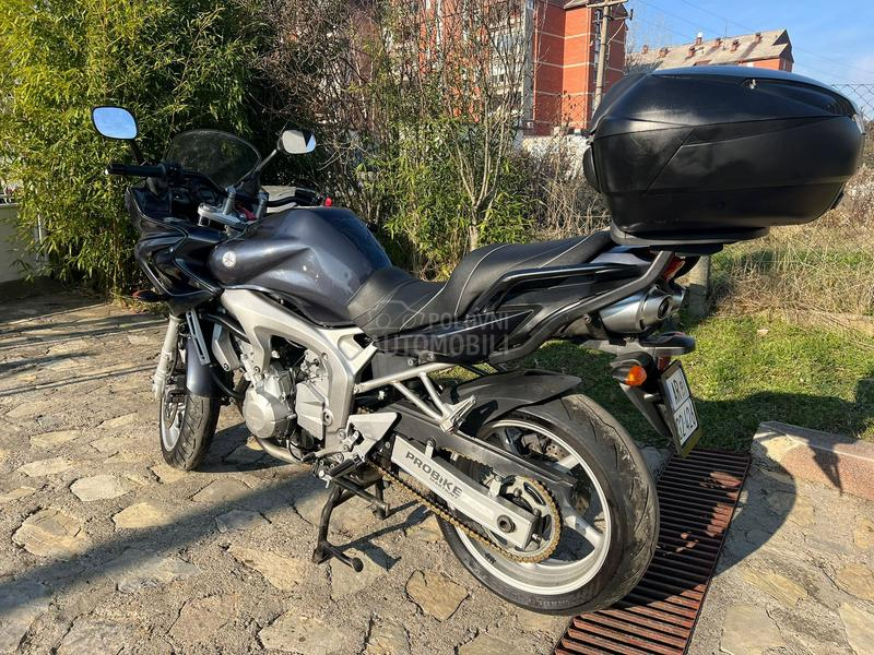 Yamaha fz6