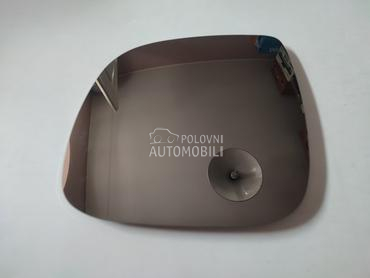 Levo staklo retrovizora za Volkswagen Amarok od 2010. do 2016. god.