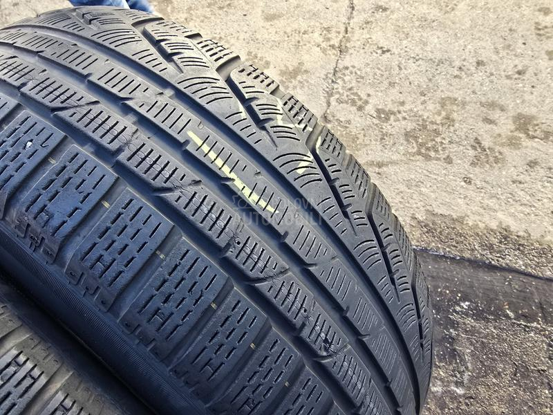 Pirelli 225/55 R17 Zimska