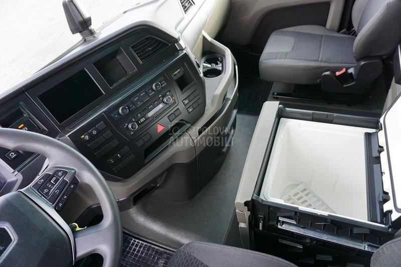 MAN TGX / prikolica DOM1701