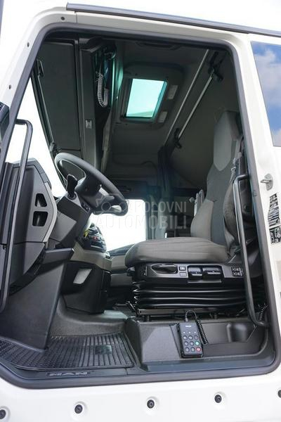 MAN TGX / prikolica DOM1701