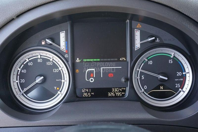 DAF CF furgon DOM1710