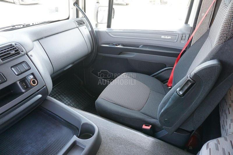 DAF CF furgon DOM1710