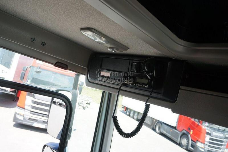 DAF CF furgon DOM1710