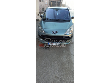 Peugeot 1007 