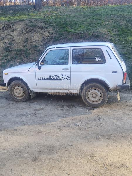 Lada Niva 