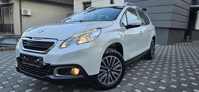 Peugeot 2008 1.2 ALLURE NOV NOV