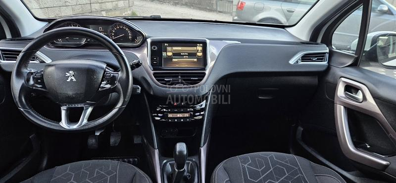 Peugeot 2008 1.2 ALLURE NOV NOV