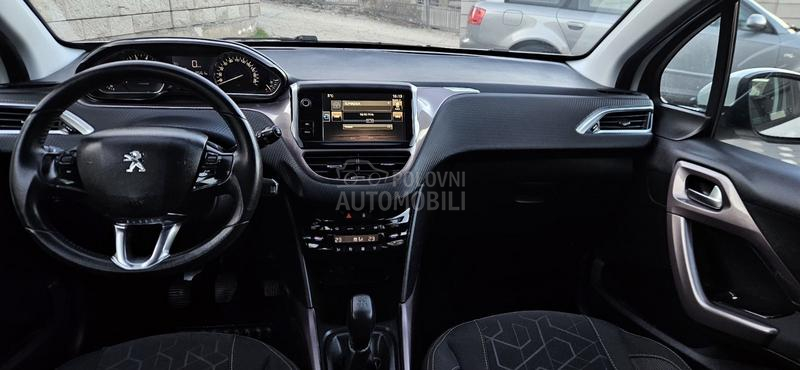 Peugeot 2008 1.2 ALLURE NOV NOV