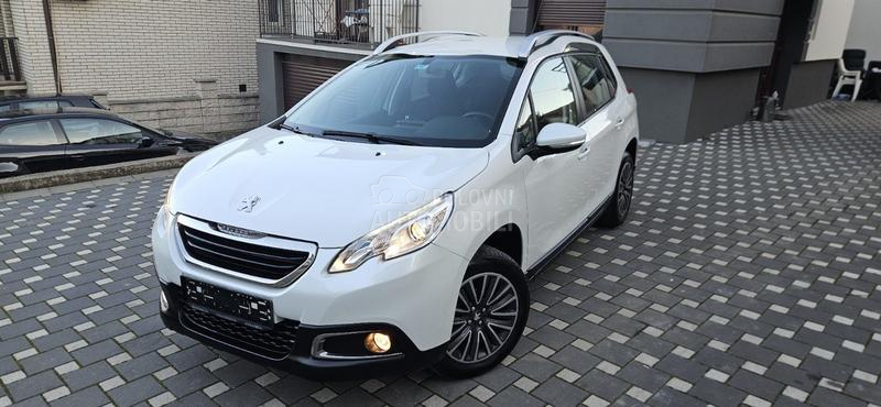 Peugeot 2008 1.2 ALLURE NOV NOV