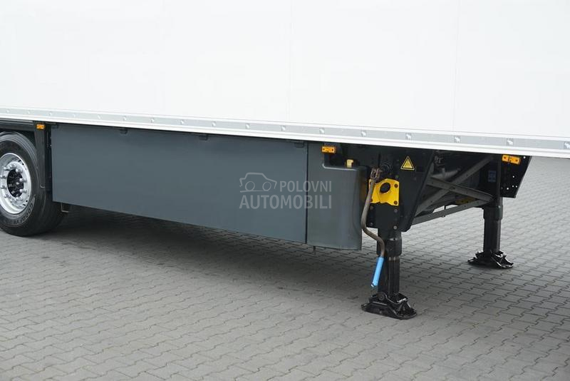 Schmitz Cargobull DOM1722