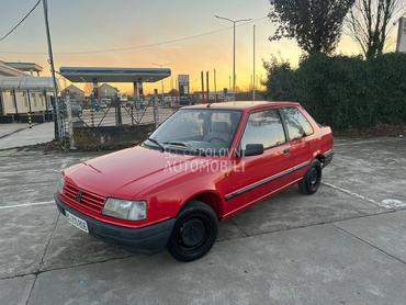 Peugeot 309 