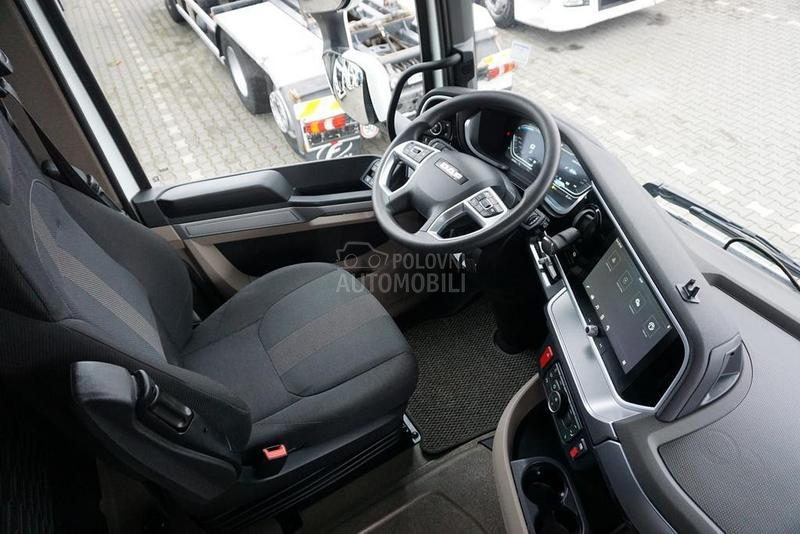 DAF ADR tegljač DOM1728