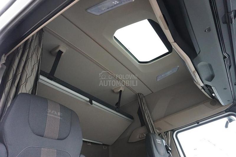 DAF ADR tegljač DOM1728