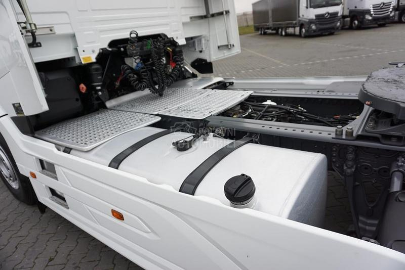 DAF ADR tegljač DOM1728