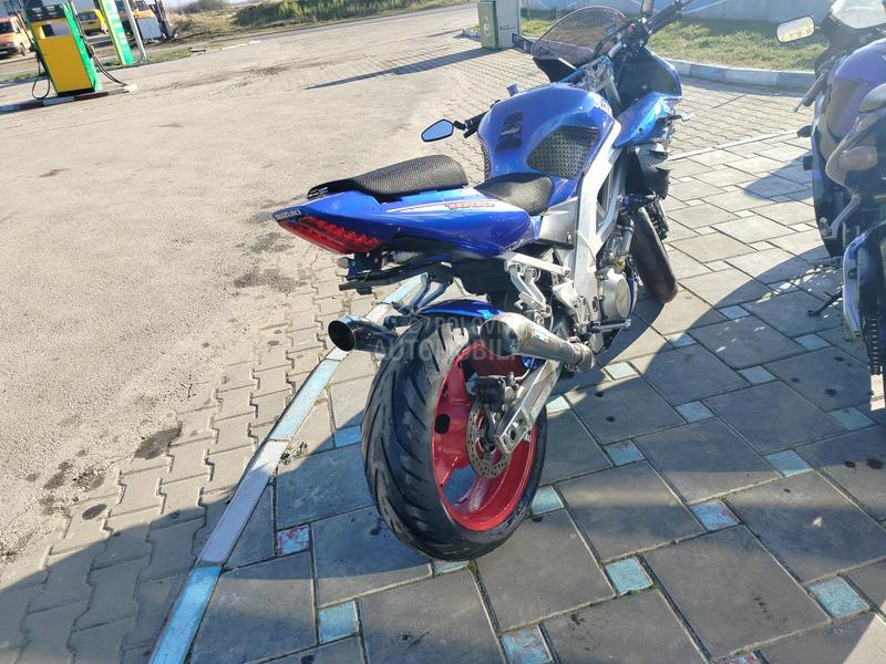 Suzuki sv1000s