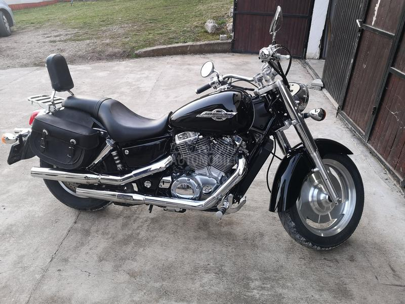 Honda vt 1100 shadow sabre