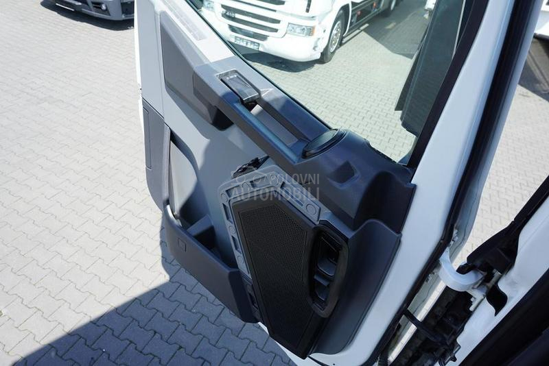 Renault C 520 tegljač DOM1732