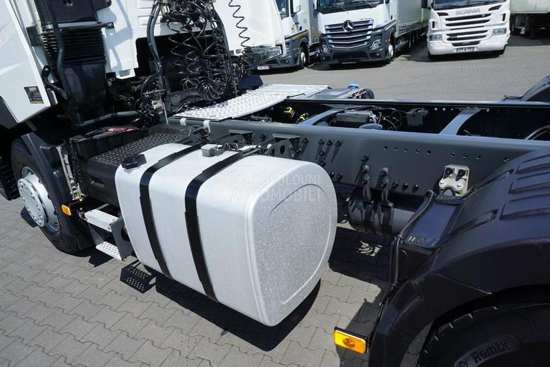 Renault C 520 tegljač DOM1732