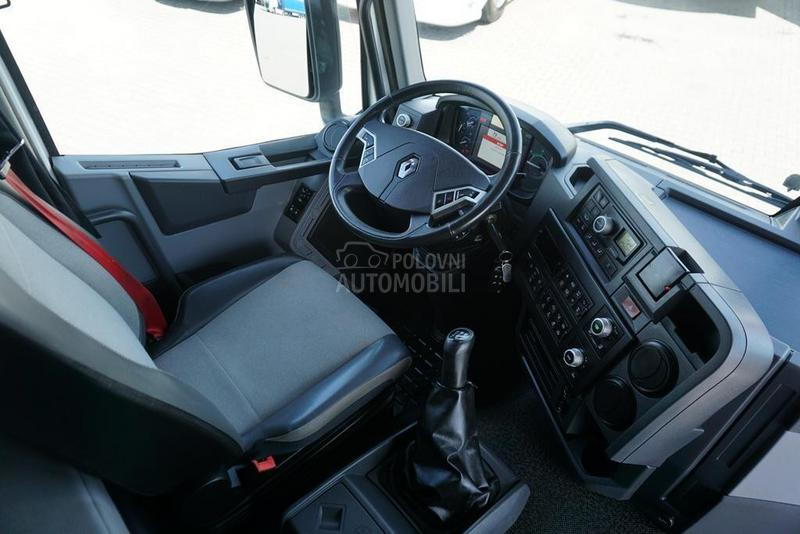 Renault C 520 tegljač DOM1732
