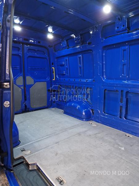 Volkswagen Crafter 2.0 tdi L3H2