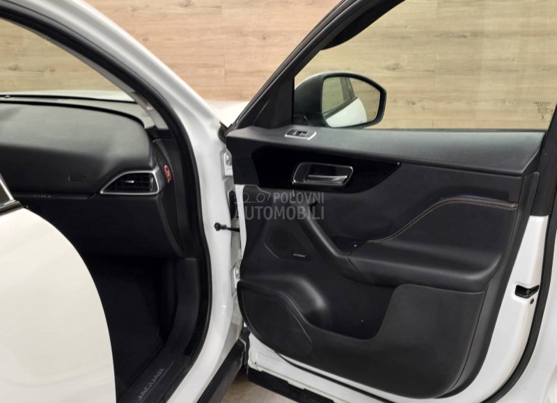 Jaguar F pace 20d PRESTIGE VIRTUAL