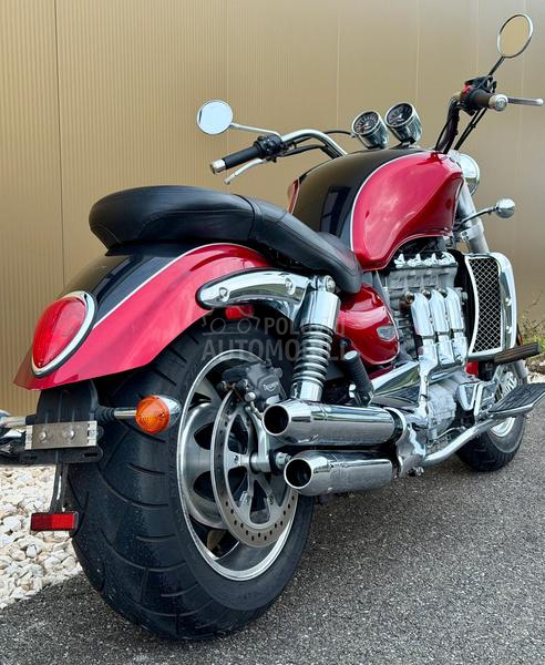 Triumph Rocket III Classic