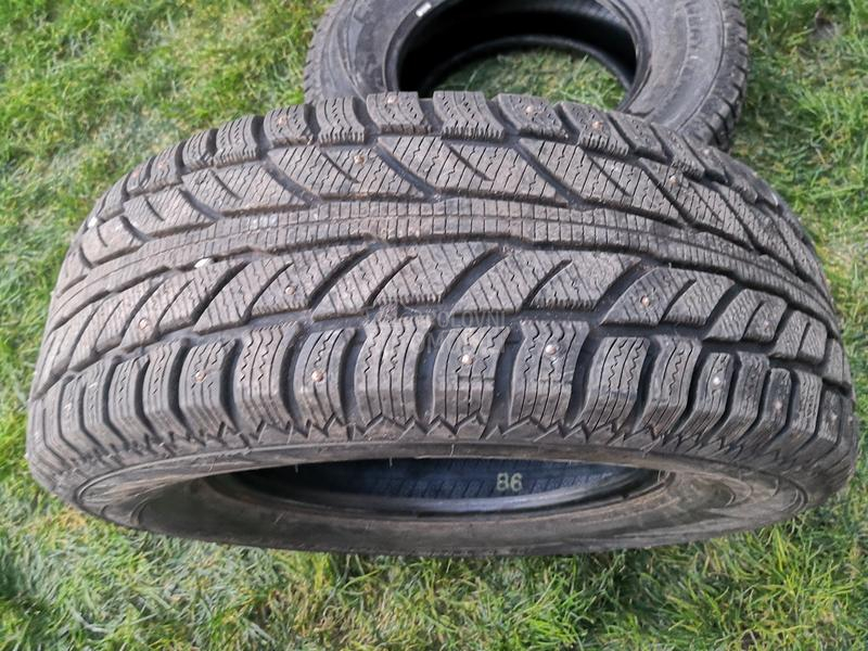 Cooper 245/70 R16 Zimska