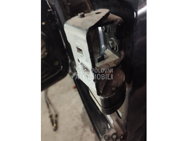 sarka graničnik vrata za Citroen C3 Picasso od 2008. do 2016. god.