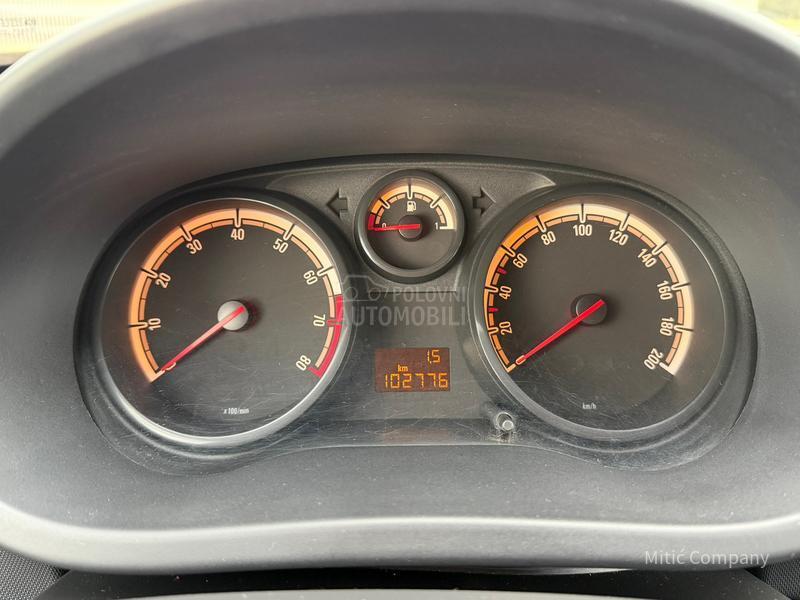 Opel Corsa D 