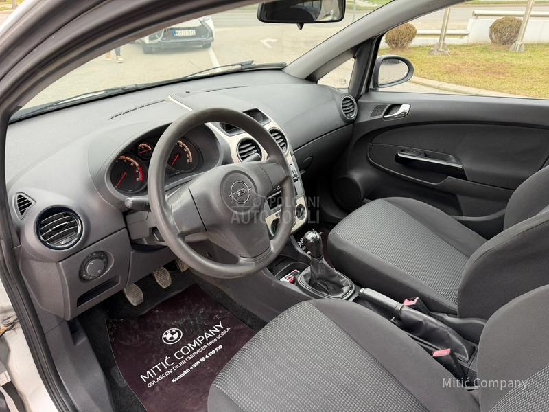 Opel Corsa D 