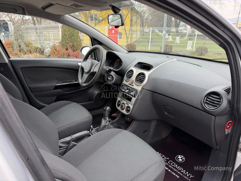 Opel Corsa D 