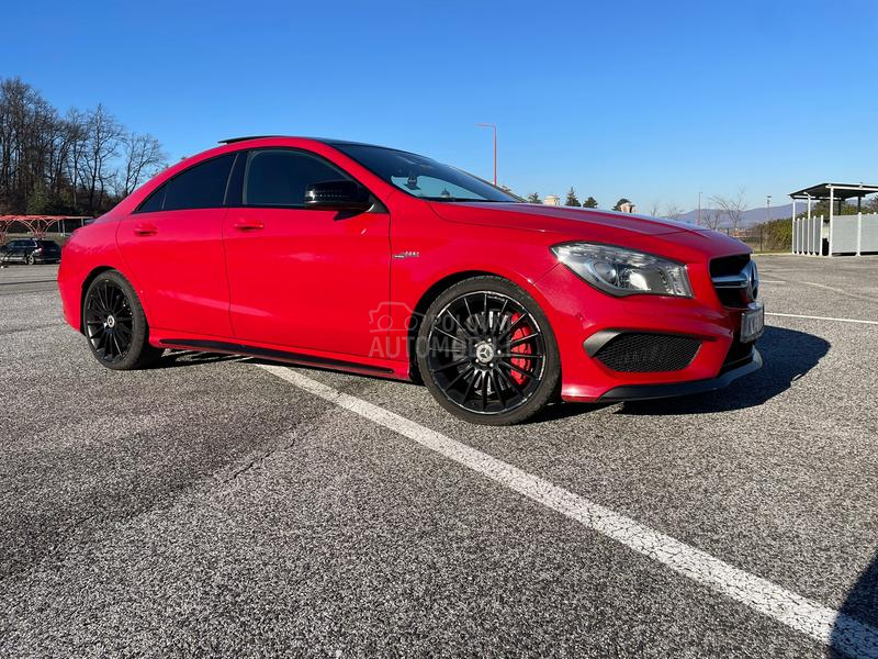 Mercedes Benz CLA 45 AMG 