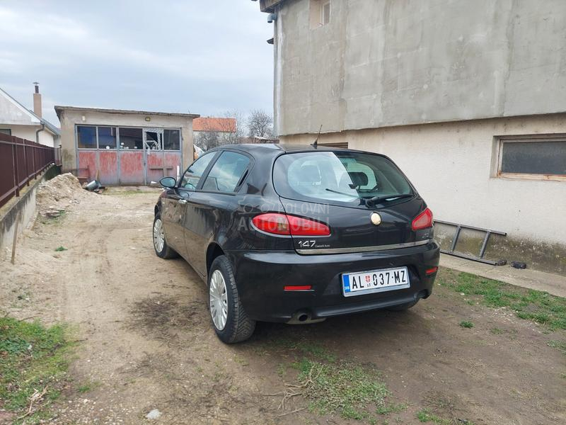 Alfa Romeo 147 1.9 JTD
