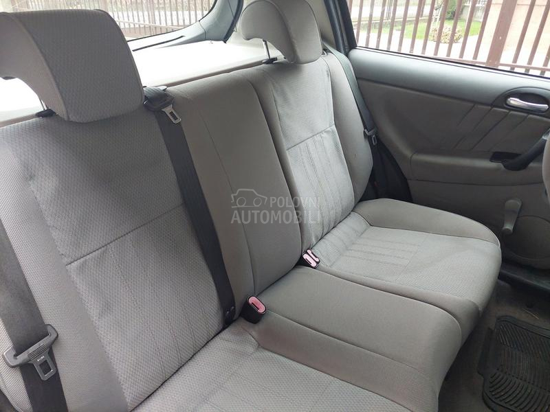 Alfa Romeo 147 1.9 JTD