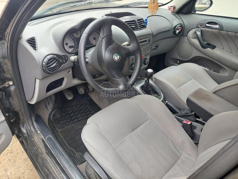 Alfa Romeo 147 1.9 JTD