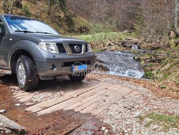 Nissan Pathfinder 