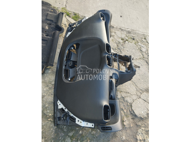 tabla sa airbagom za Citroen C3 Picasso od 2007. do 2016. god.