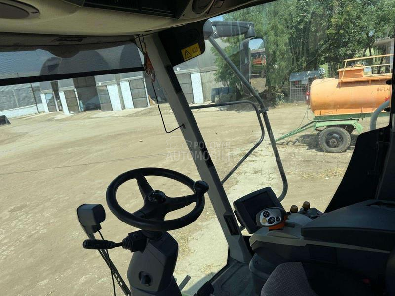 Claas lexion 750