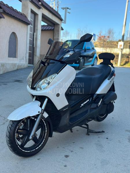 Yamaha X MAX