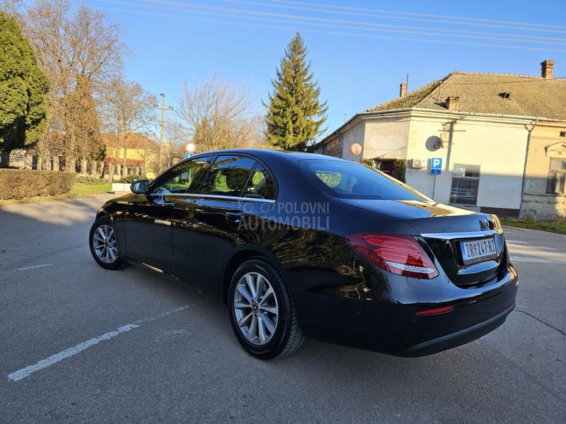 Mercedes Benz E 200 