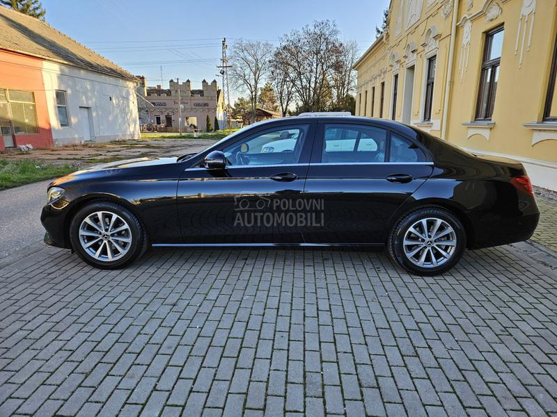 Mercedes Benz E 200 