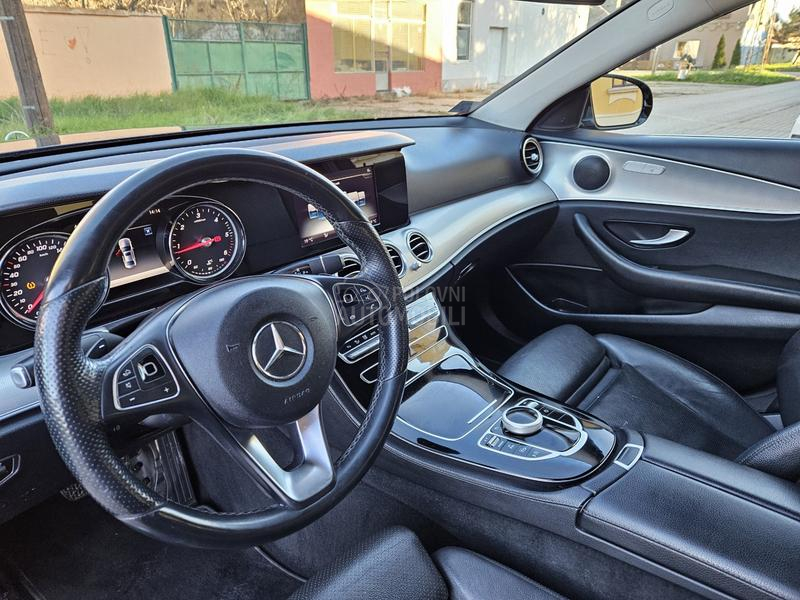 Mercedes Benz E 200 
