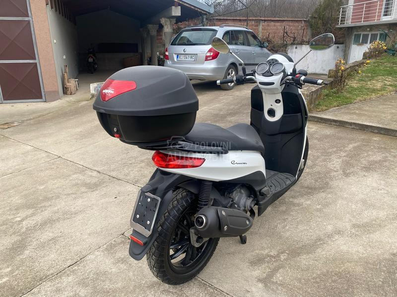 Piaggio Carnaby Cruiser 300
