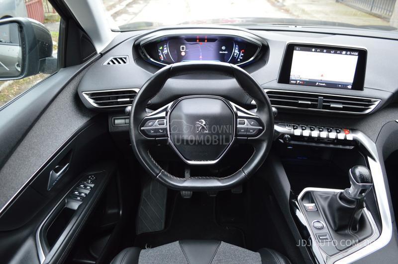 Peugeot 3008 1.2 PureTech Allure