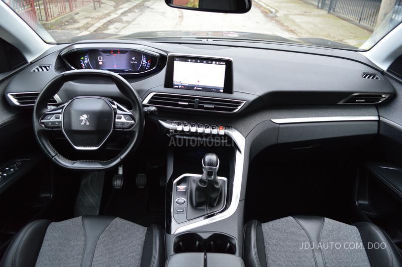 Peugeot 3008 1.2 PureTech Allure