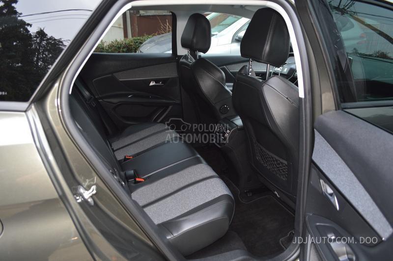 Peugeot 3008 1.2 PureTech Allure