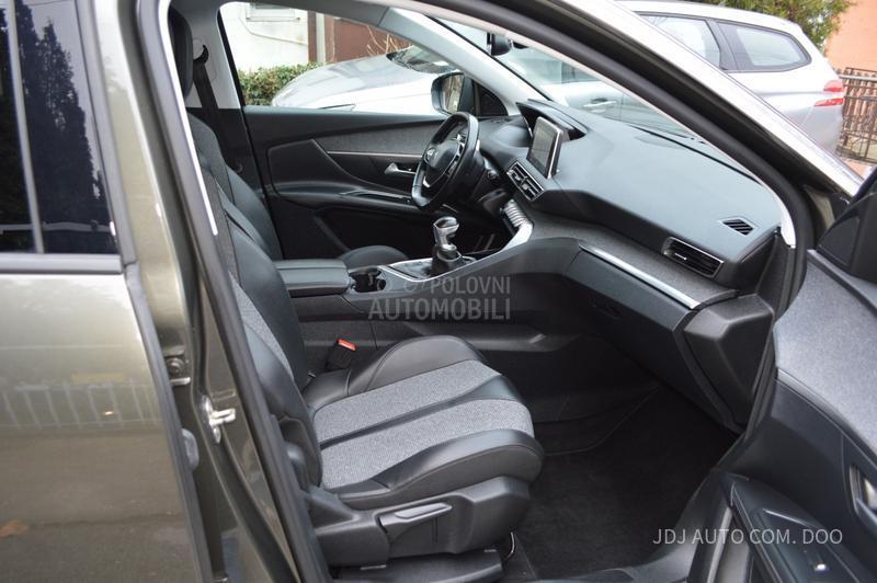 Peugeot 3008 1.2 PureTech Allure