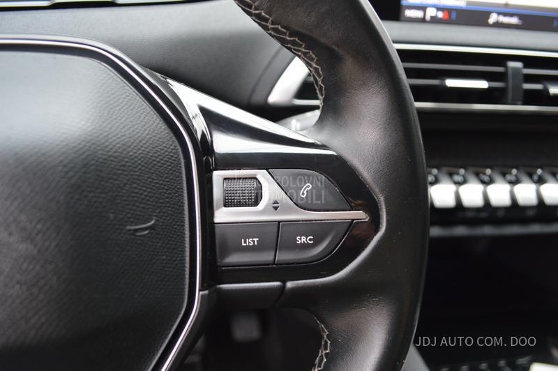 Peugeot 3008 1.2 PureTech Allure