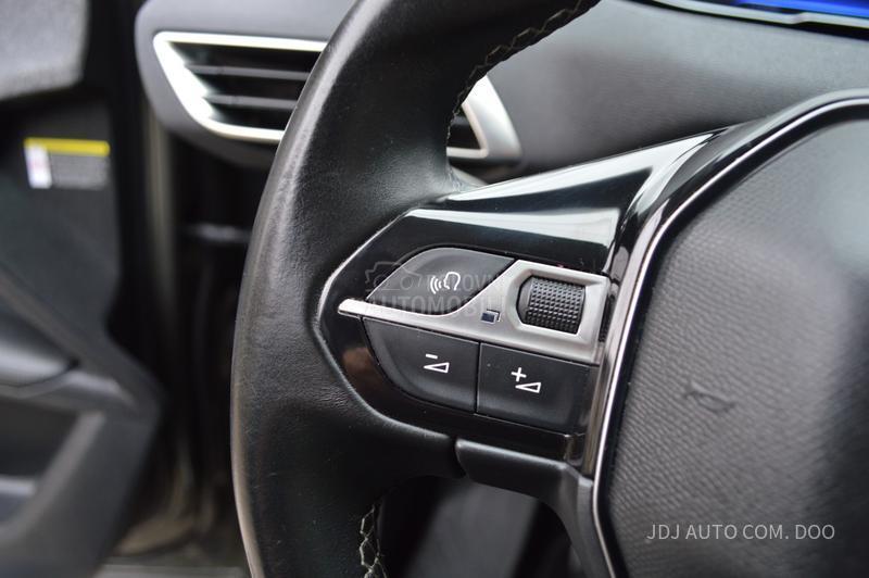 Peugeot 3008 1.2 PureTech Allure